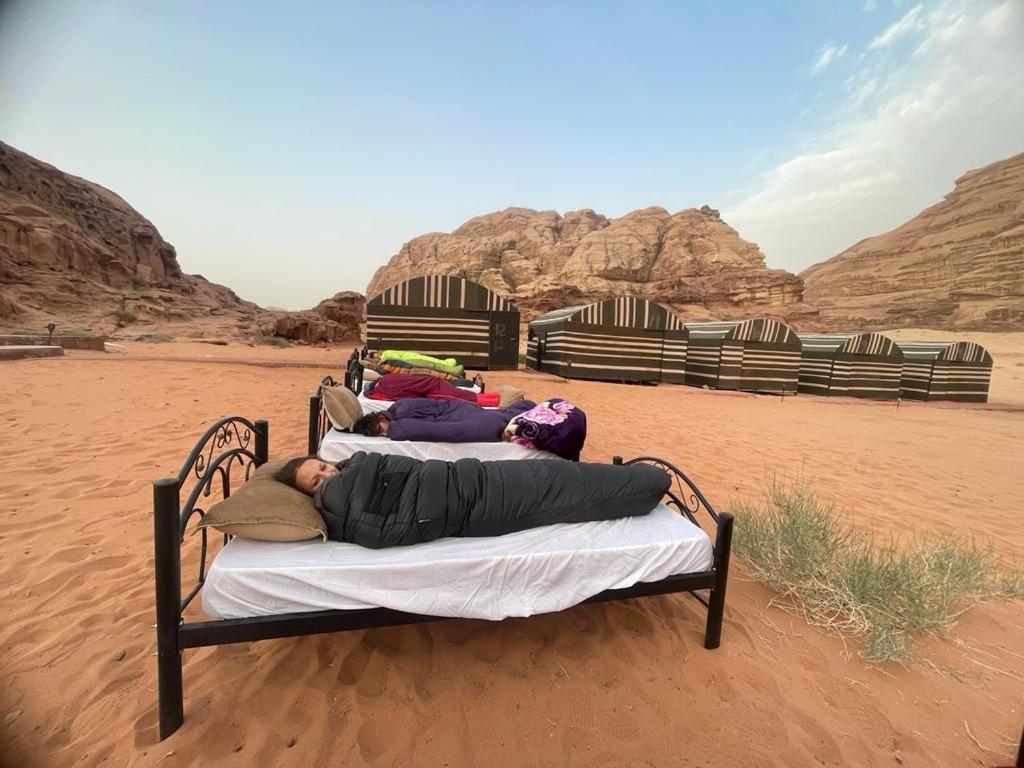 Bedouin Holidays Camp And Jeep Tours Otel Ram Vadisi Dış mekan fotoğraf